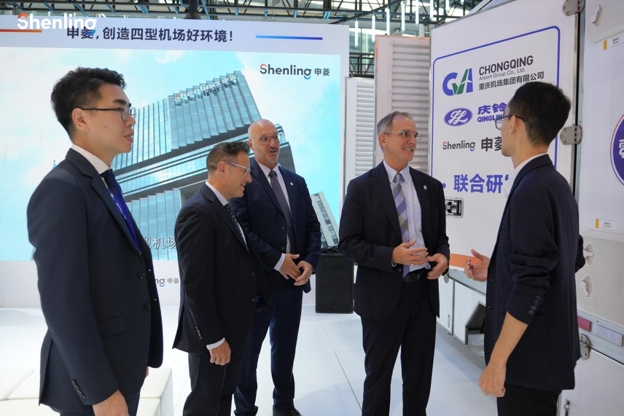 Shenling aircraft PCA unit at airport expo